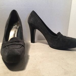Nine West Grey Suede Heels